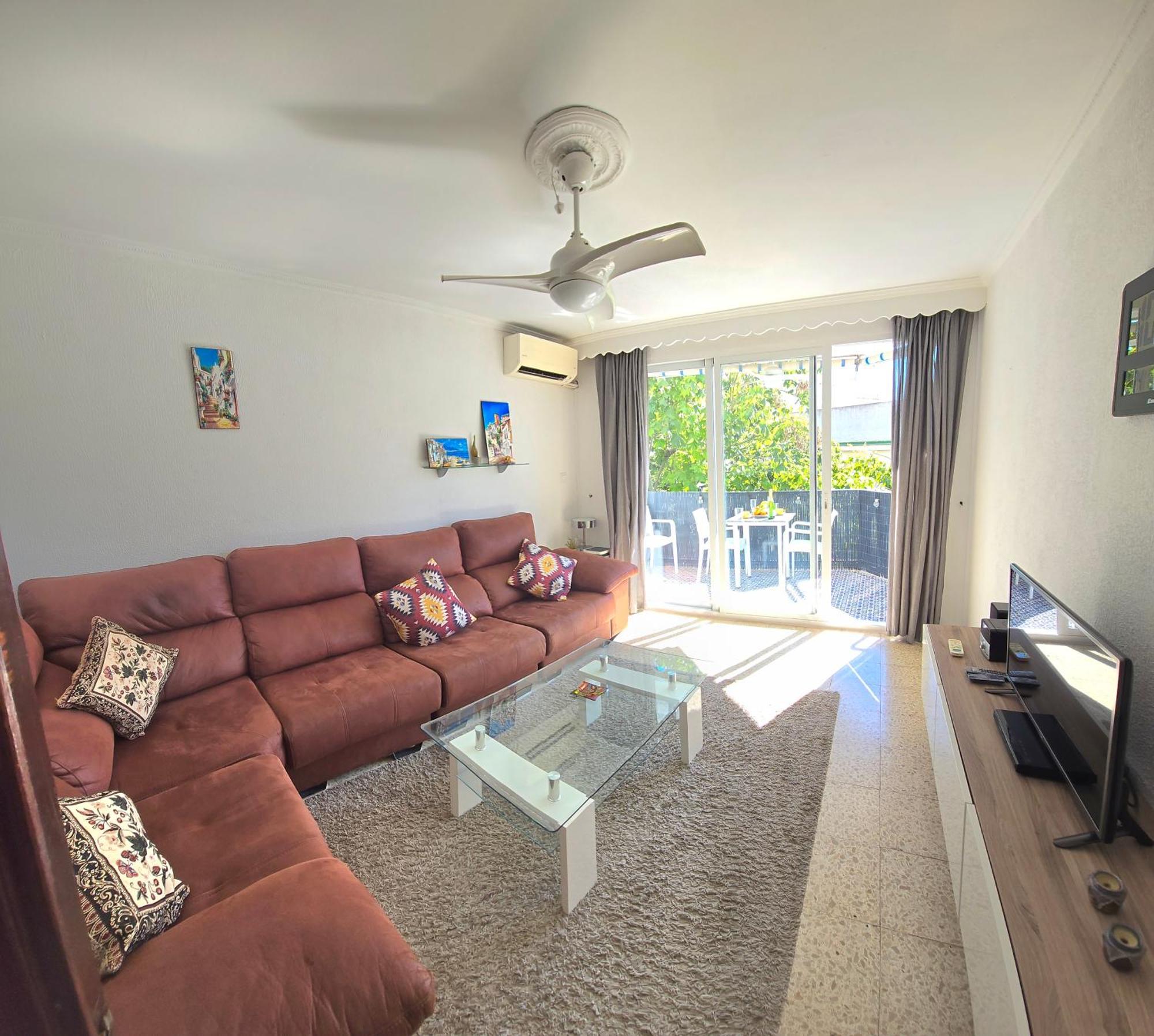 Tranquil Oasis 2 Bedroom Coastal Getaway By Namaste Elite Appartamento Torremolinos